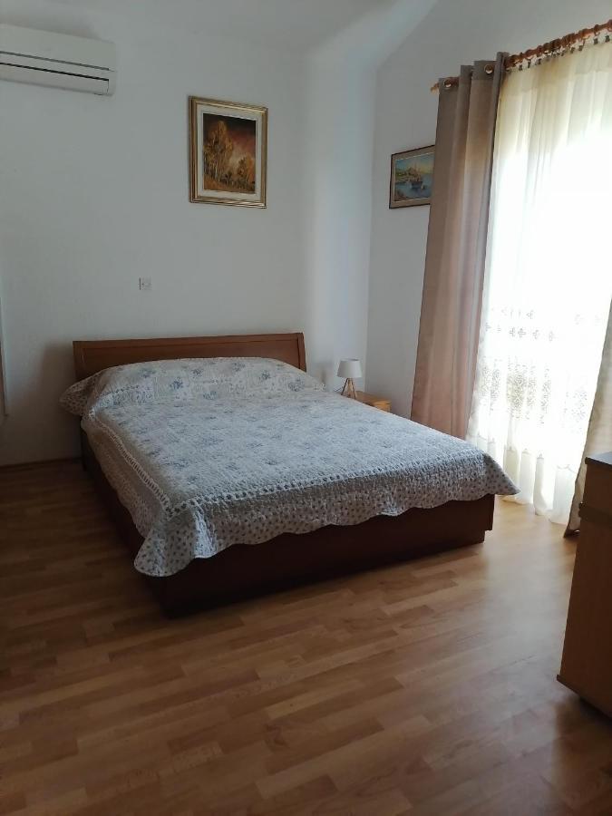 Apartments Vedrana Razanj Exterior photo